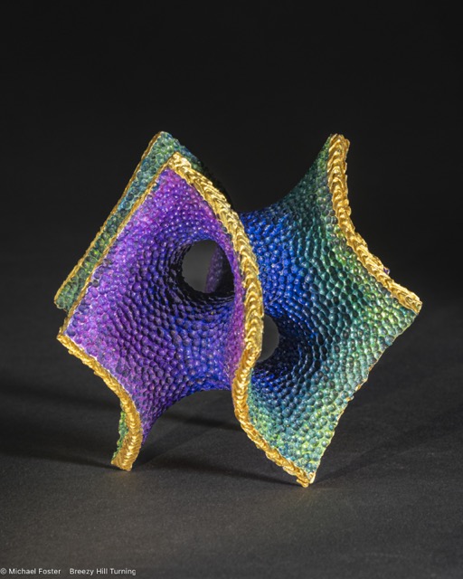Batwing-A triply periodic minimal surface described by the mathematician Schoen.---Available